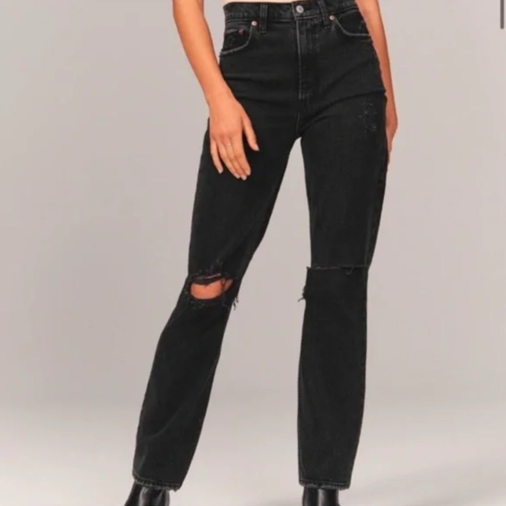 NWOT Abercrombie & Fitch The ‘90s Straight Ultra High Rise Curve Love size 27